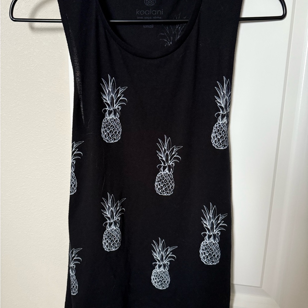Black Koalani Pineapple Print Women's Top